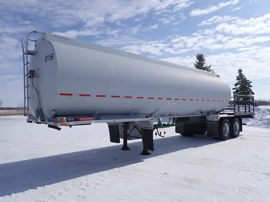 Gallery image 2 for 1979 Columbia Tandem Aluminum Tanker Deck Trailer - Tanker