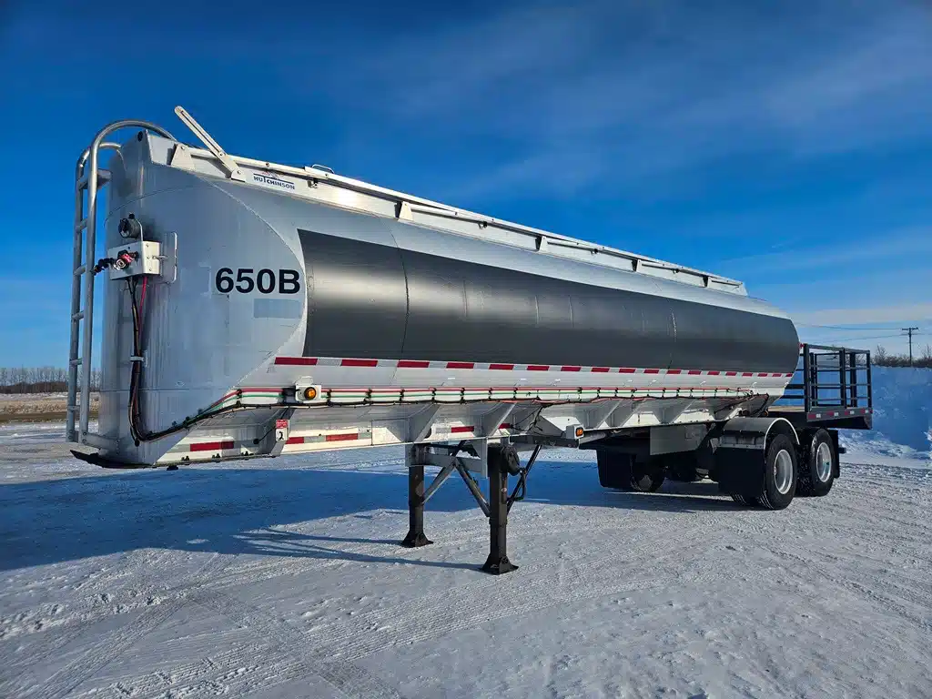 Gallery image 2 for 2007 Hutchinson Tandem Aluminum Tanker Deck Trailer - Tanker