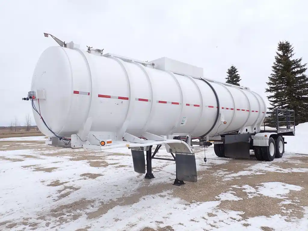 Gallery image 2 for 2008 Heil Tandem Aluminum Tank Deck Trailer - Tanker