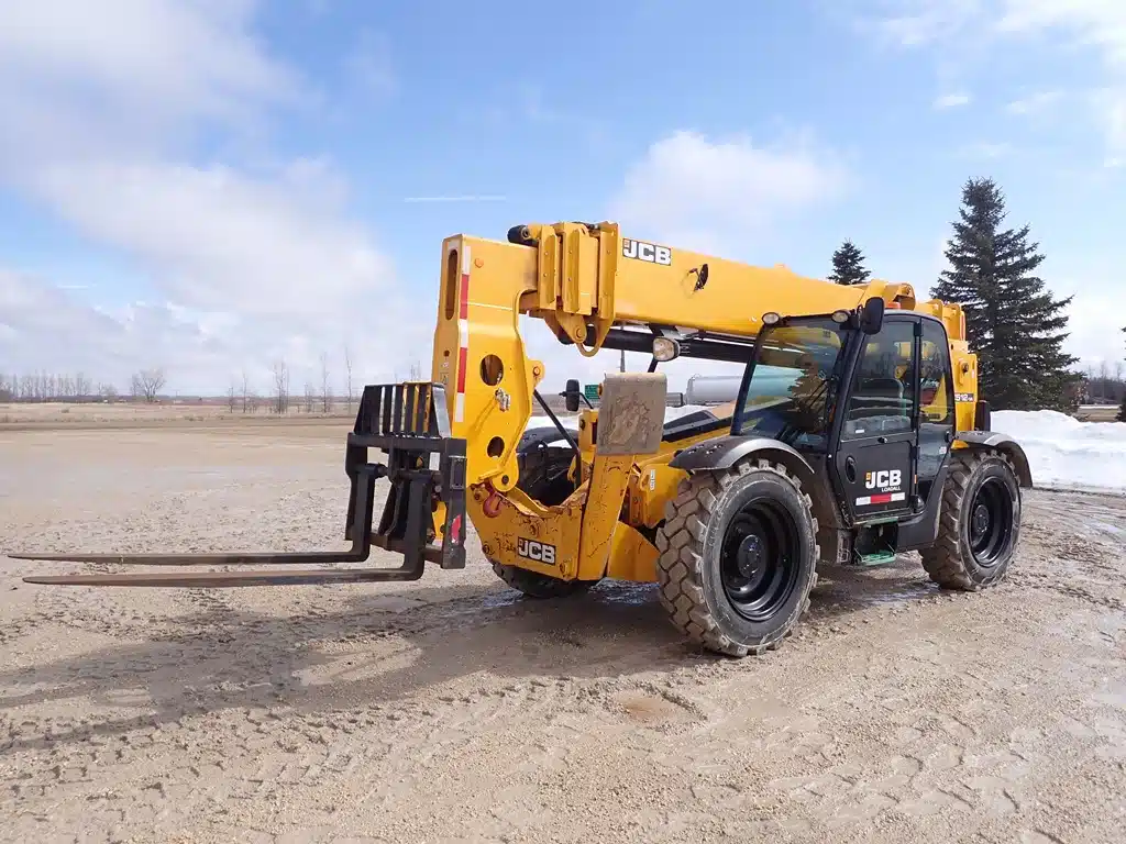 2022 JCB 512-56 TeleHandler