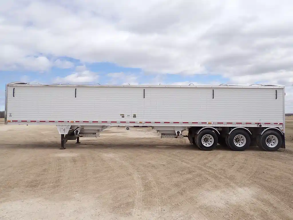 Photo de la Galerie 2 pour 2009 Wilson 45FT Tridem Aluminum