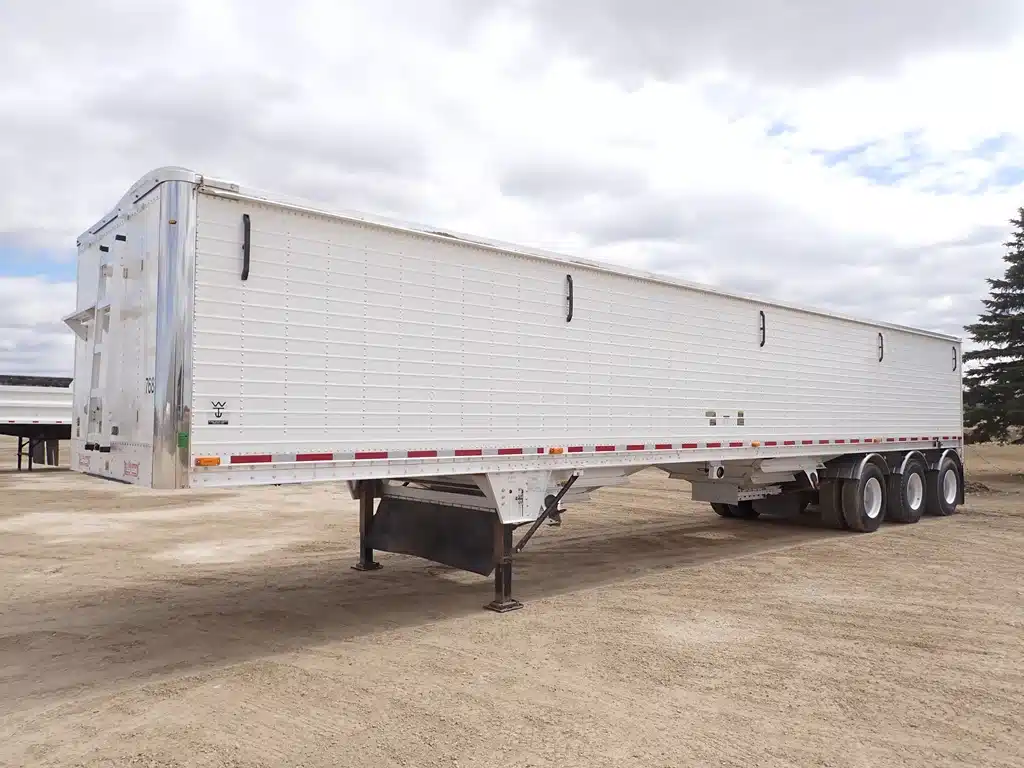Photo de la Galerie 1 pour 2009 Wilson 45FT Tridem Aluminum
