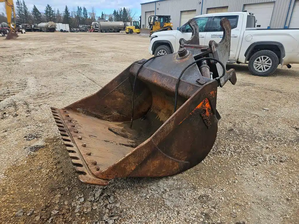 Gallery image 1 for Destec 60in 200 Series Excavator Attachment