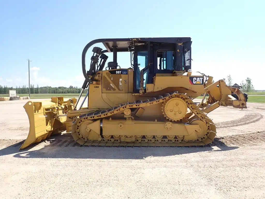 Gallery image 2 for 2013 Caterpillar D6T LGP Dozer