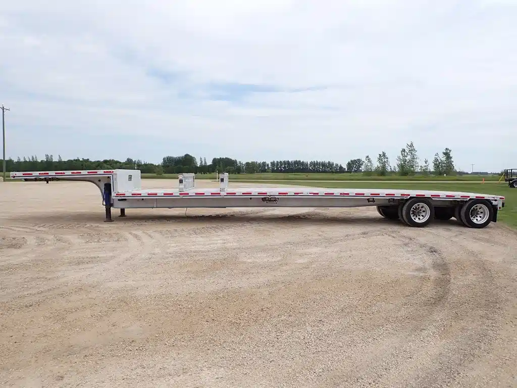 Photo de la Galerie 2 pour 2015 East 48FT Tandem Aluminum remorque - step deck