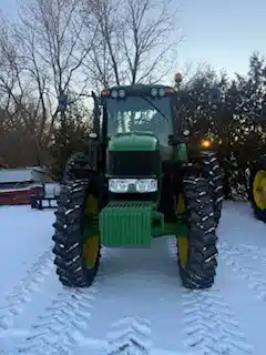 Gallery image 2 for 2009 John Deere 7430 PREMIUM Tractor