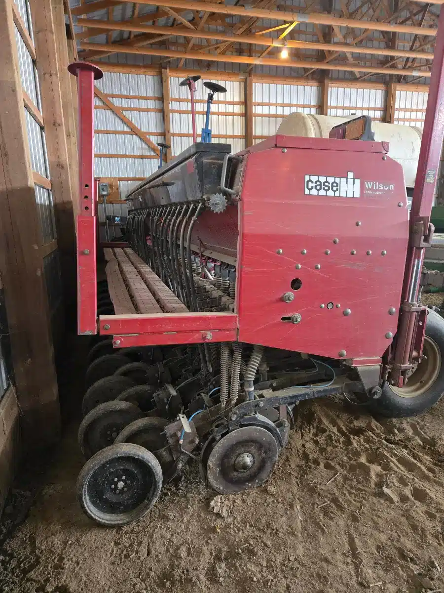 Used Case IH 5400 - 15' w 7.5" spacing Drill