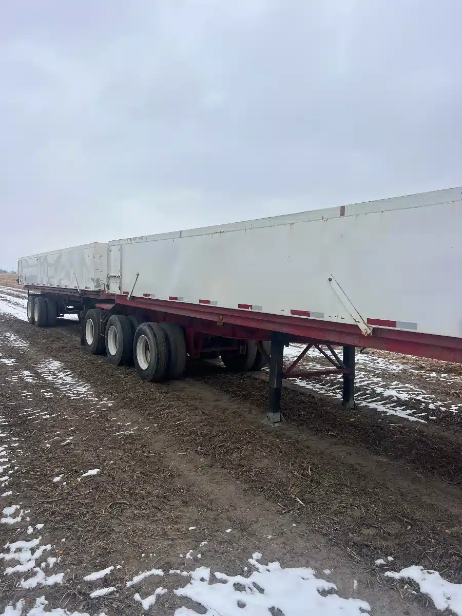 Unspecified Tomato Tub Trailer