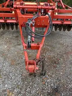 Gallery image 2 for Krause 4800-9 Shank Soil Saver Disc Chisel