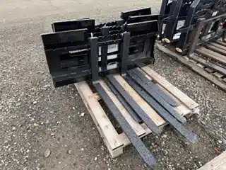 Walco 1200 lb Pallet Fork