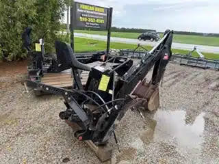 Wallenstein GX900 Backhoe Attachment