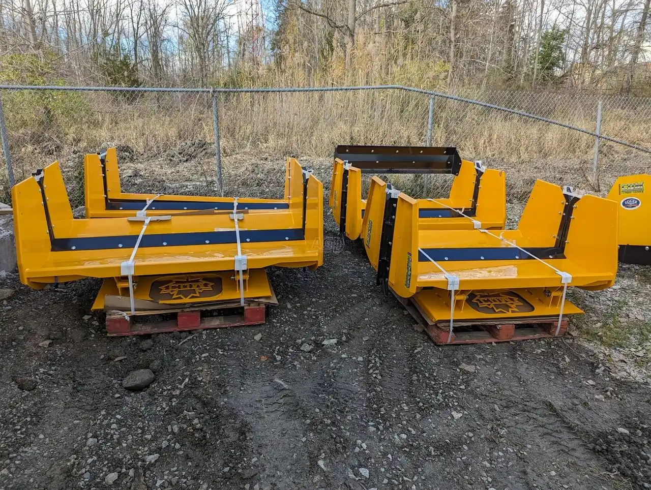 New CQM 5' and 6' Snow Pushers Snow Blade