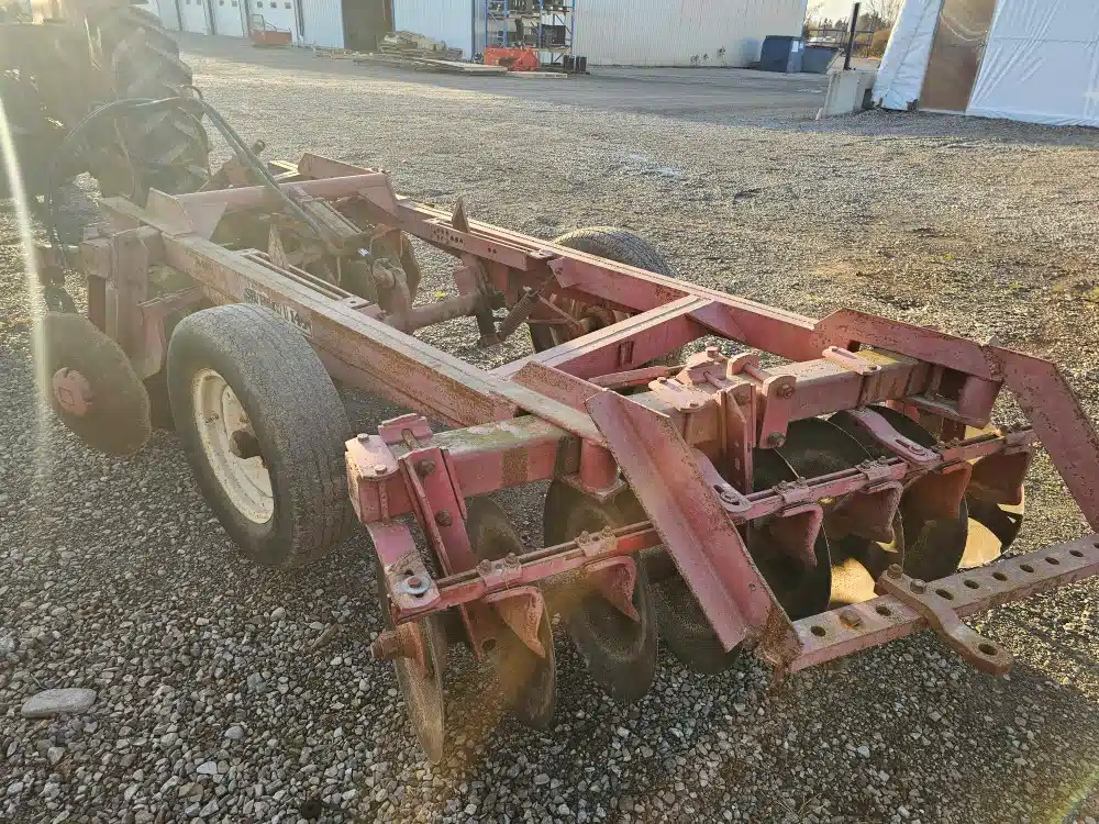 Gallery image 2 for Used Bush Hog 145 Disc