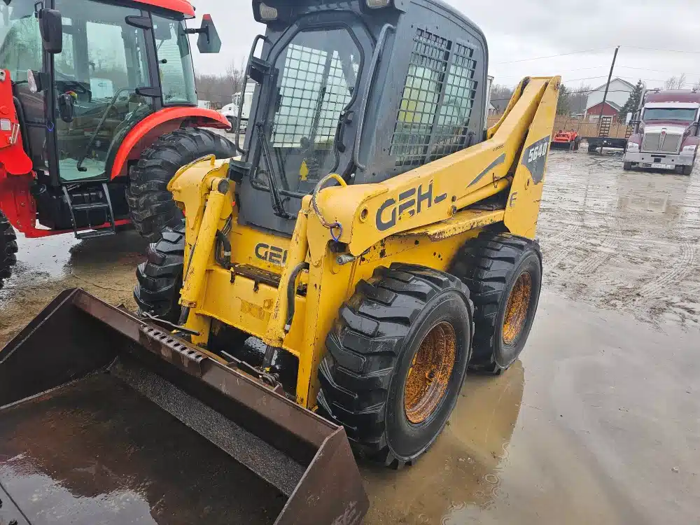 Gallery image 2 for Used 2005 Gehl 5640E Skid Steer