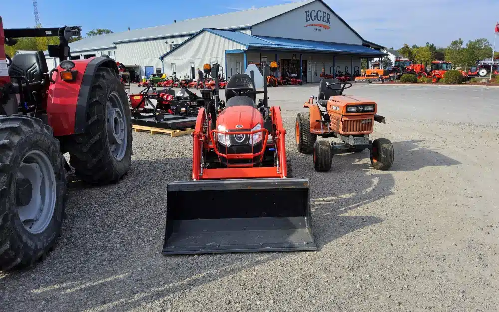 Gallery image 2 for Used 2022 Kioti CS2520 Tractor