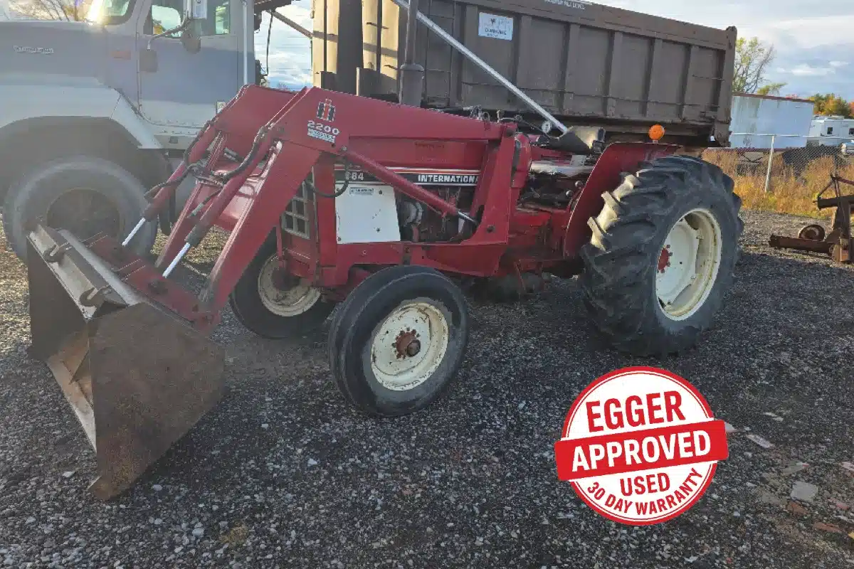 Used 1983 International 884 Tractor