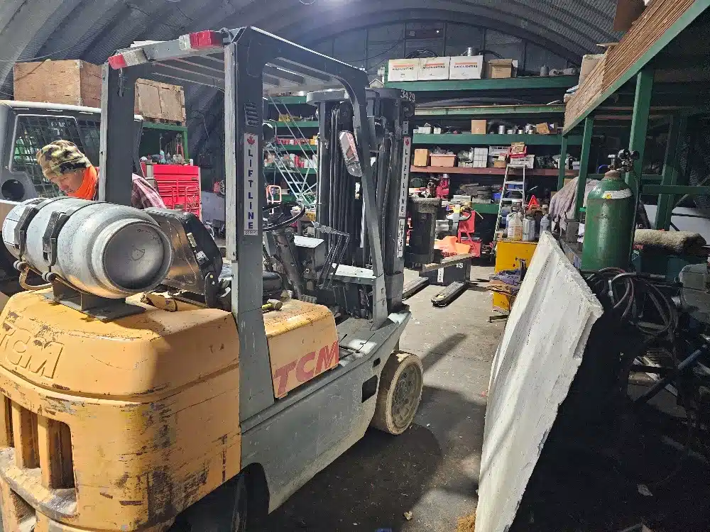 Gallery image 2 for TCM FCC25T7T Forklift