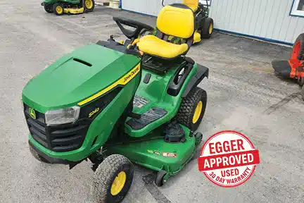 Gallery image 1 for 2023 John Deere S240 Lawn Tractor