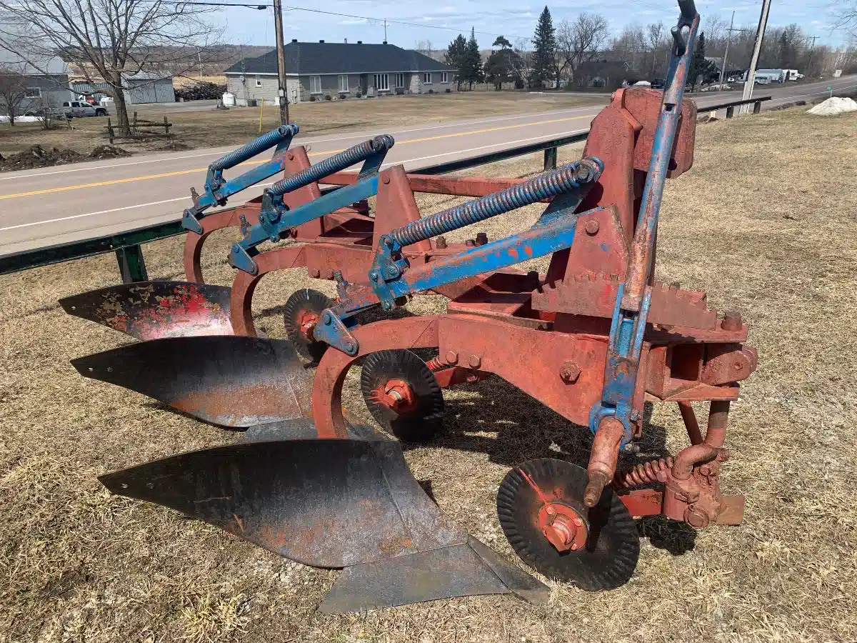 Gallery image 1 for Used Överum 3F Plow