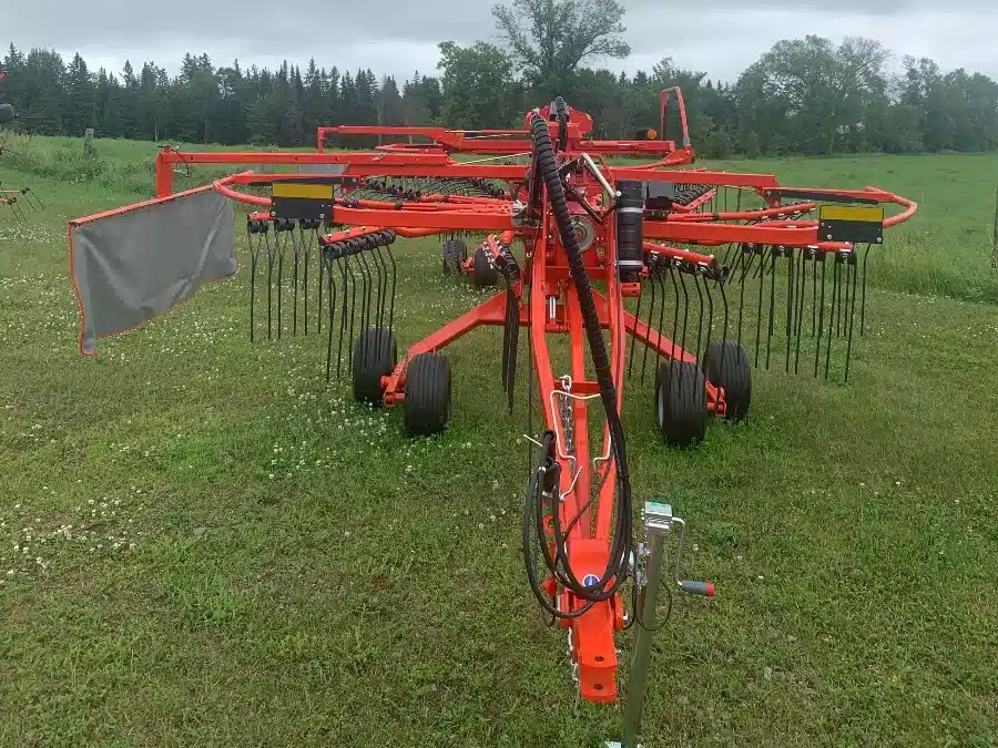 Gallery image 2 for New 2025 Kuhn GA7932+ Rake