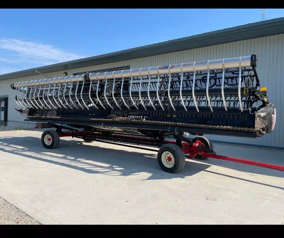 Used 2019 MacDon FD130 Header - Draper