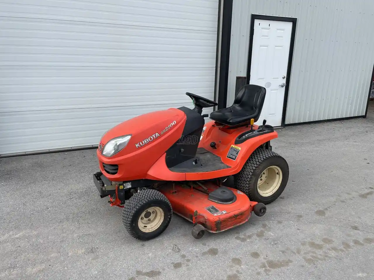 Photo de la Galerie 2 pour Usagé 2005 Kubota GR2100