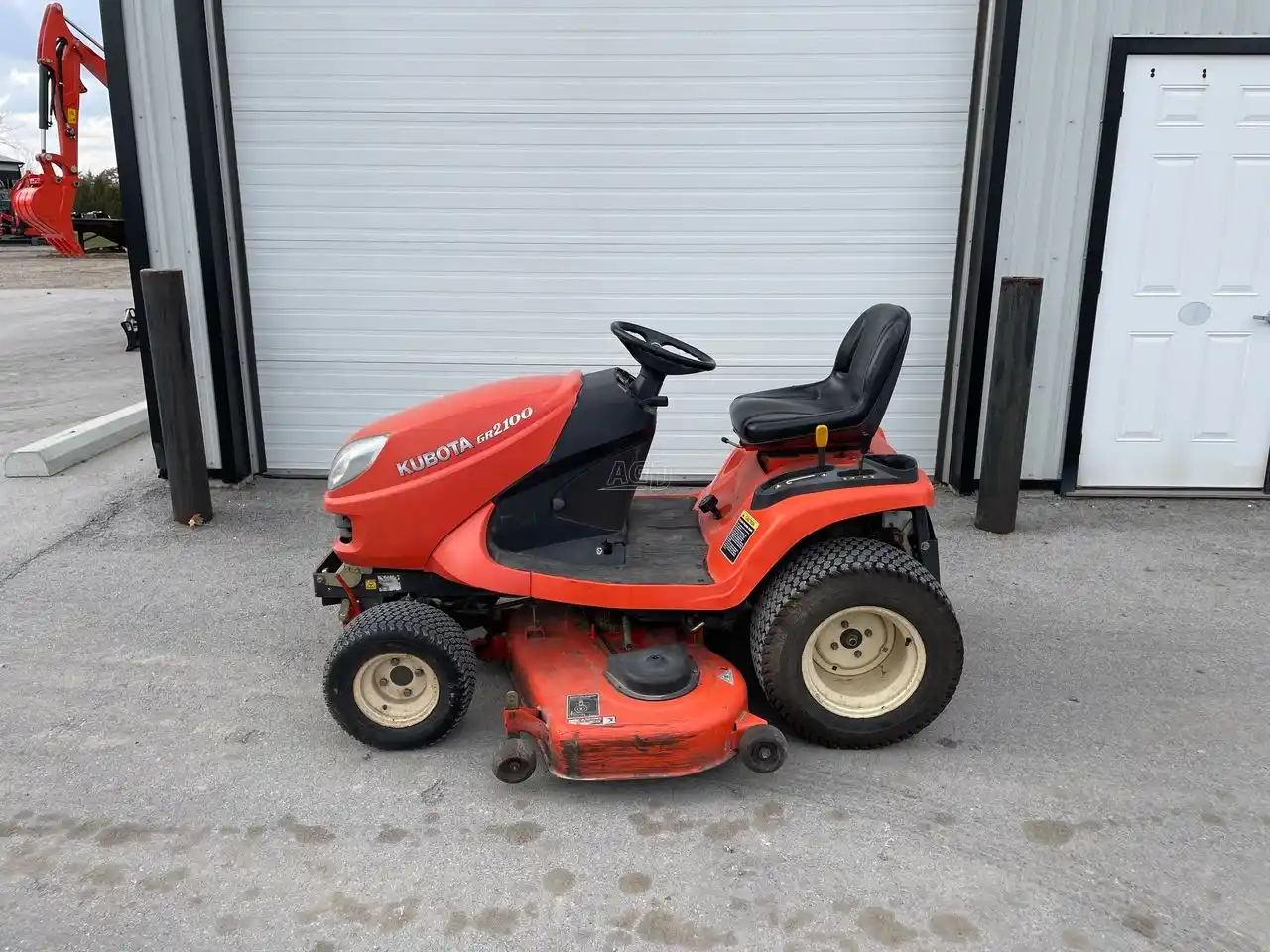 Photo de la Galerie 1 pour Usagé 2005 Kubota GR2100