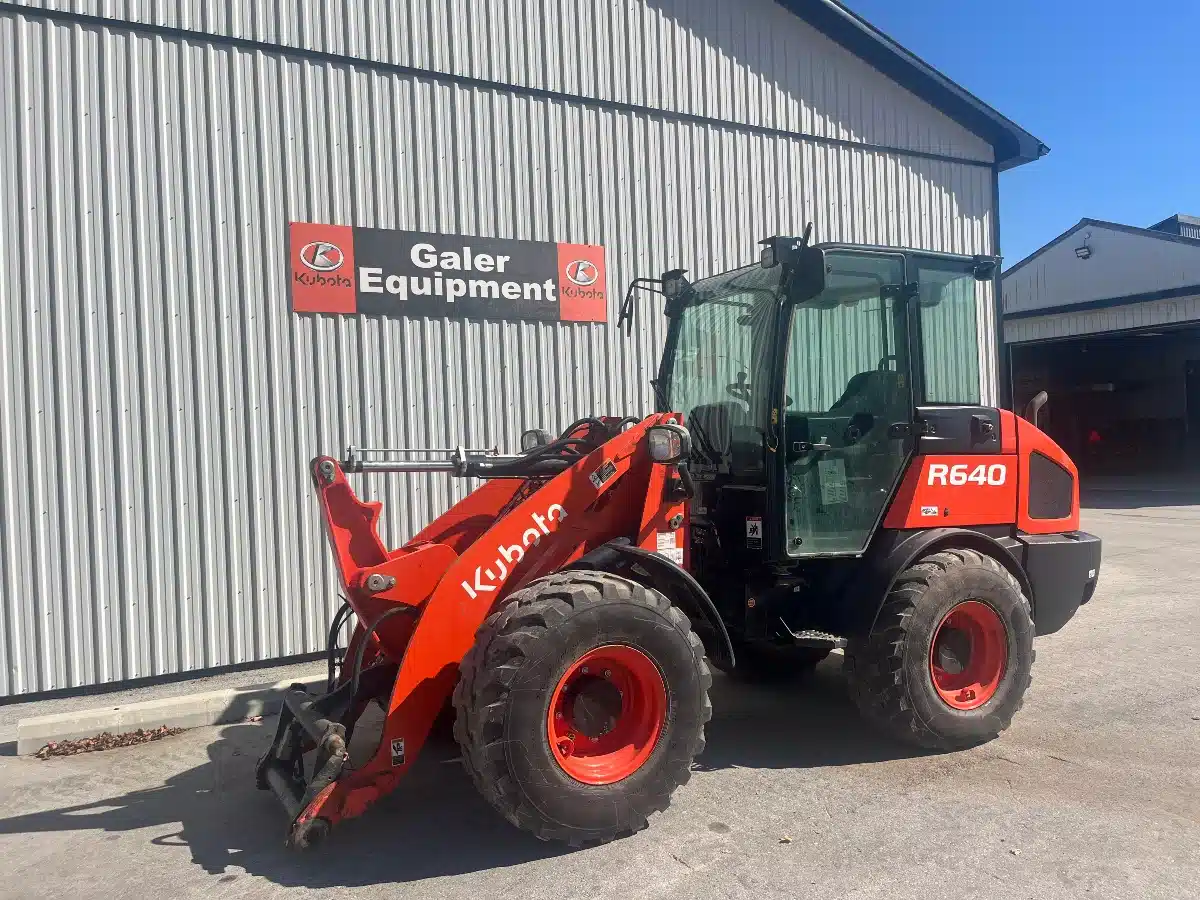 Gallery image 2 for Used 2023 Kubota R640 Wheel Loader
