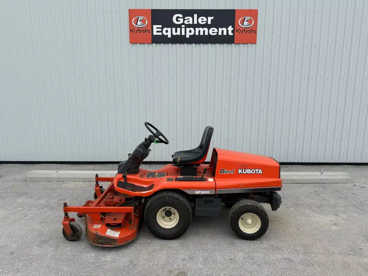 Gallery image 1 for 2003 Kubota GF1800 Mower - Front Deck