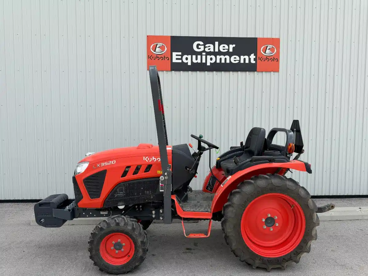 Photo de la Galerie 1 pour 2024 Kubota LX3520DTN tondeuse autoportée
