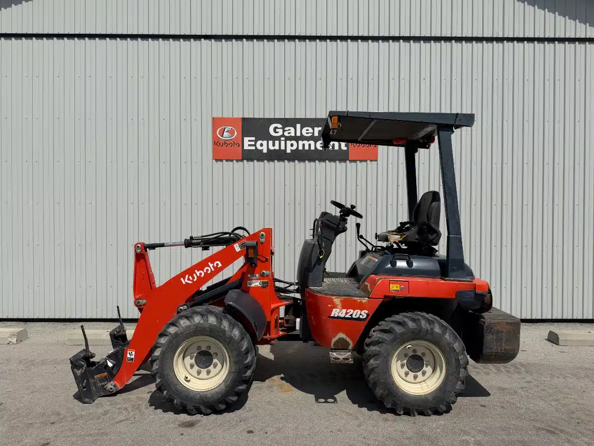 Gallery image 1 for 2014 Kubota R420S Wheel Loader