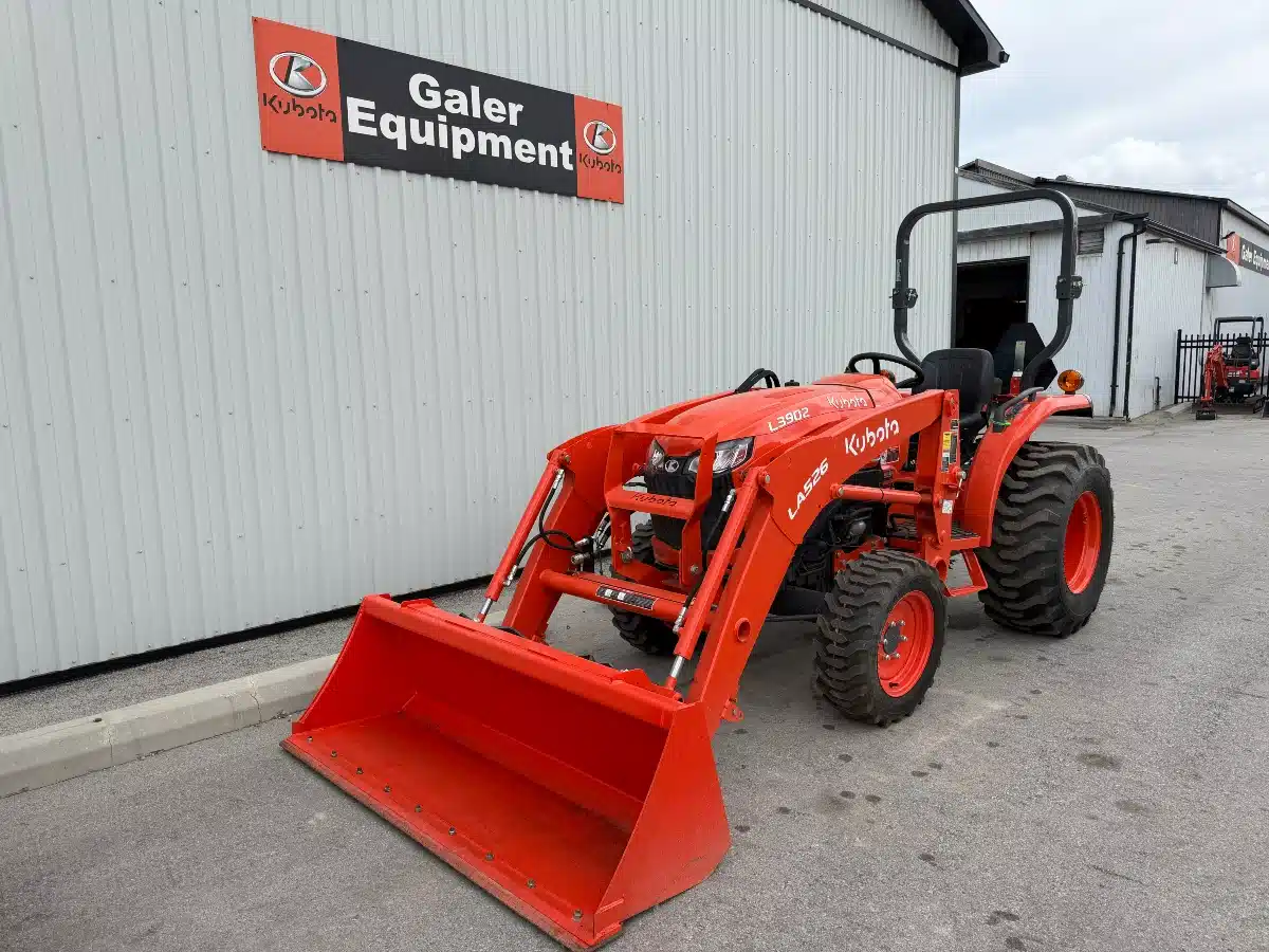 Gallery image 2 for 2025 Kubota L3902 W/LA 526 LOADER Tractor