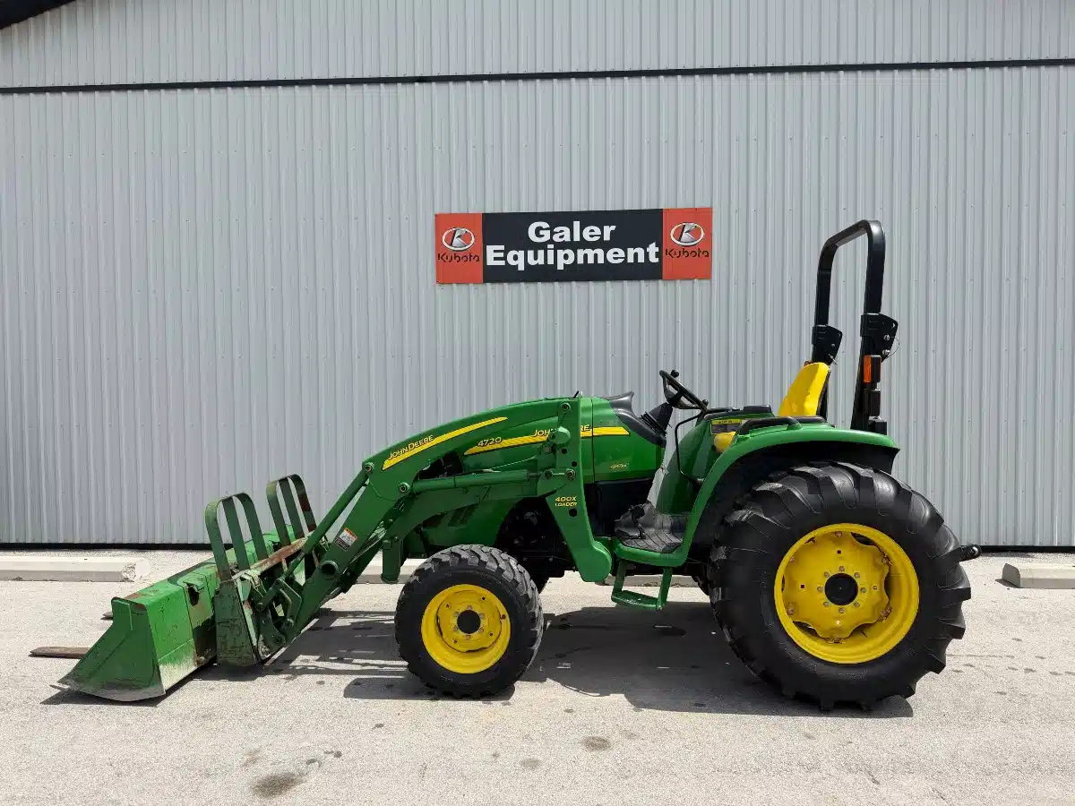 Gallery image 1 for 2007 John Deere 4720 Tractor