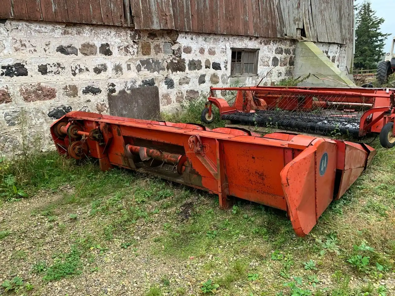 Gallery image 2 for Used Massey Ferguson 44 Header - Row Crop