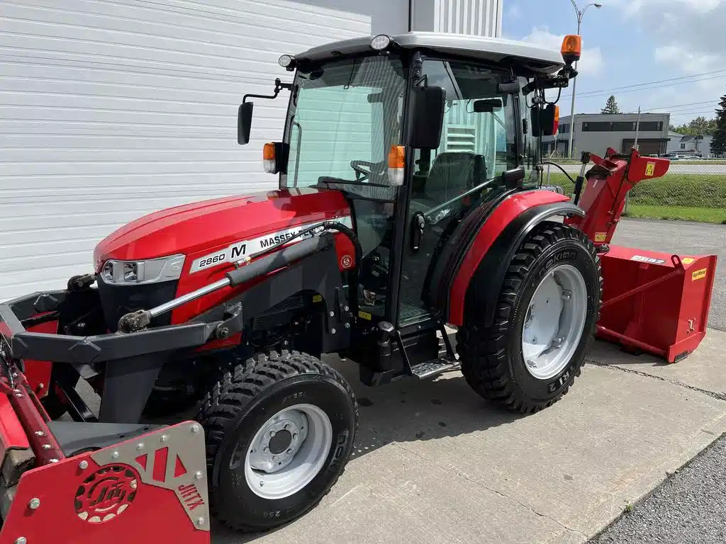 Gallery image 2 for Used 2021 Massey Ferguson 2860M Tractor