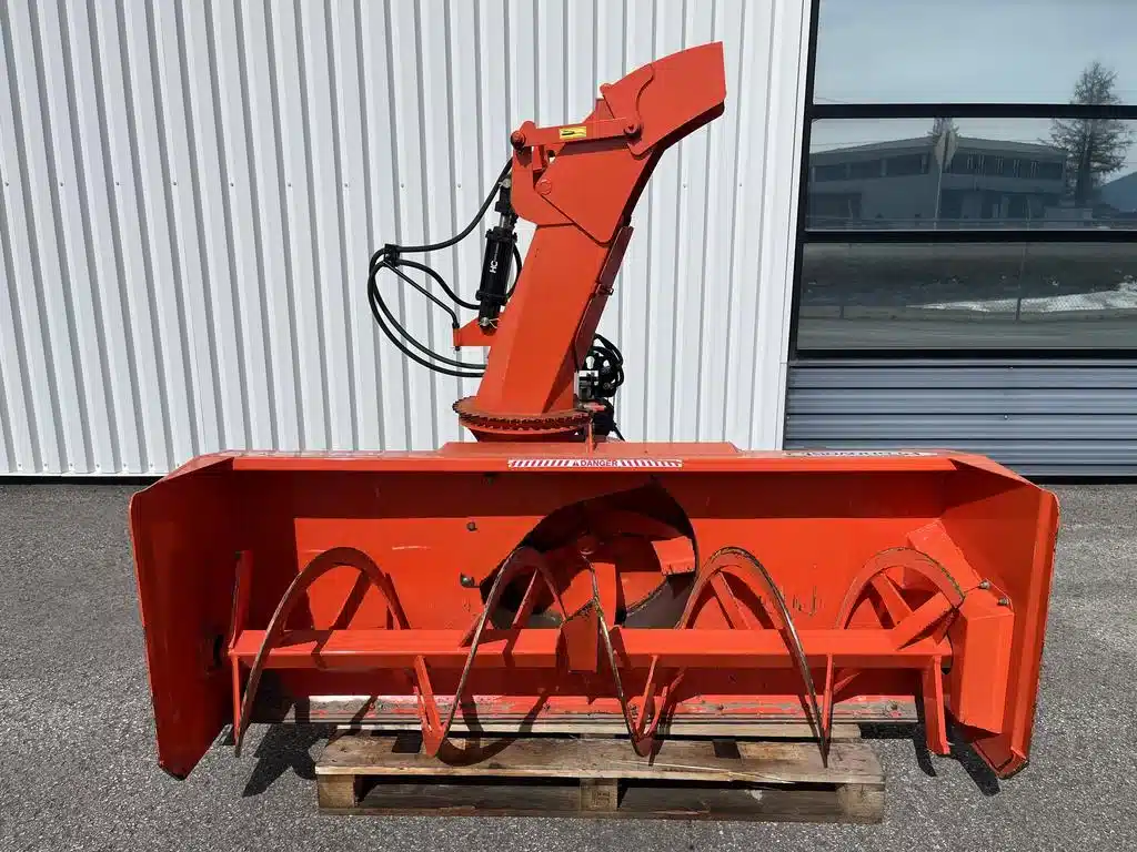 Gallery image 2 for Used 2023 Pronovost P-82126-HP Snow Blower