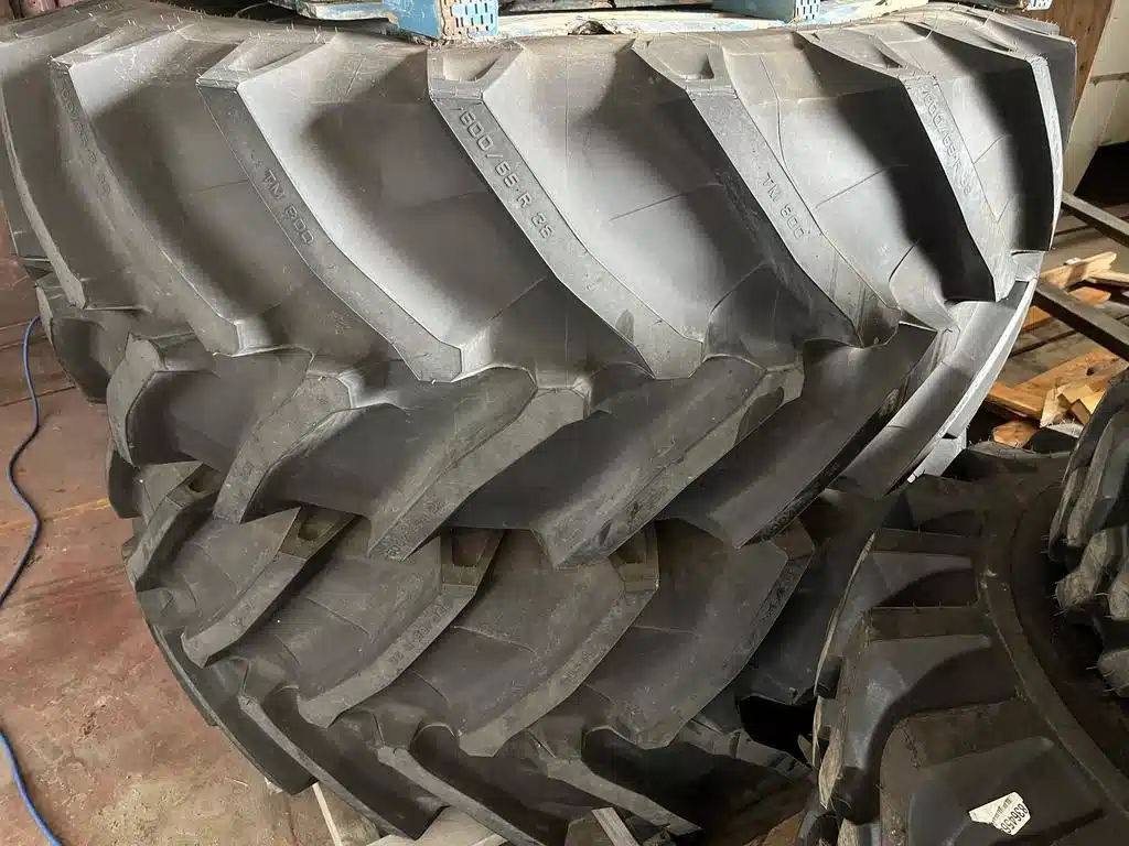Gallery image 1 for New 2024 Trelleborg 480/65R28 et 600/65R38 Tires