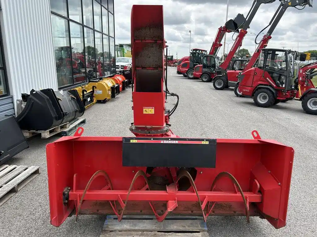 Gallery image 2 for Used 2021 AgriMetal 2682 Snow Blower