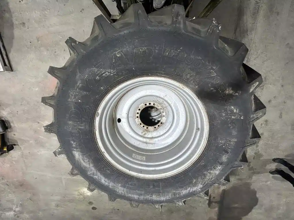Used 2010 Goodyear Optitrac IF800/70R38 Tires