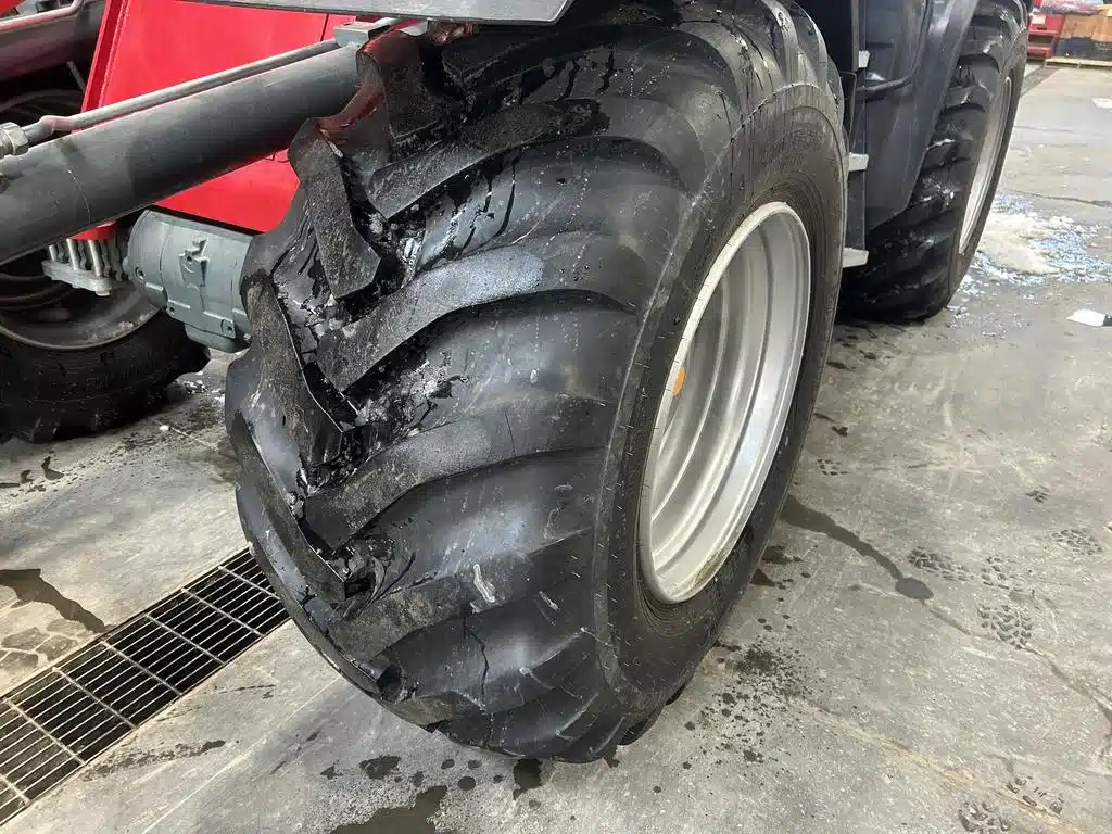 Gallery image 2 for 2023 Alliance Flotation 331 Tires