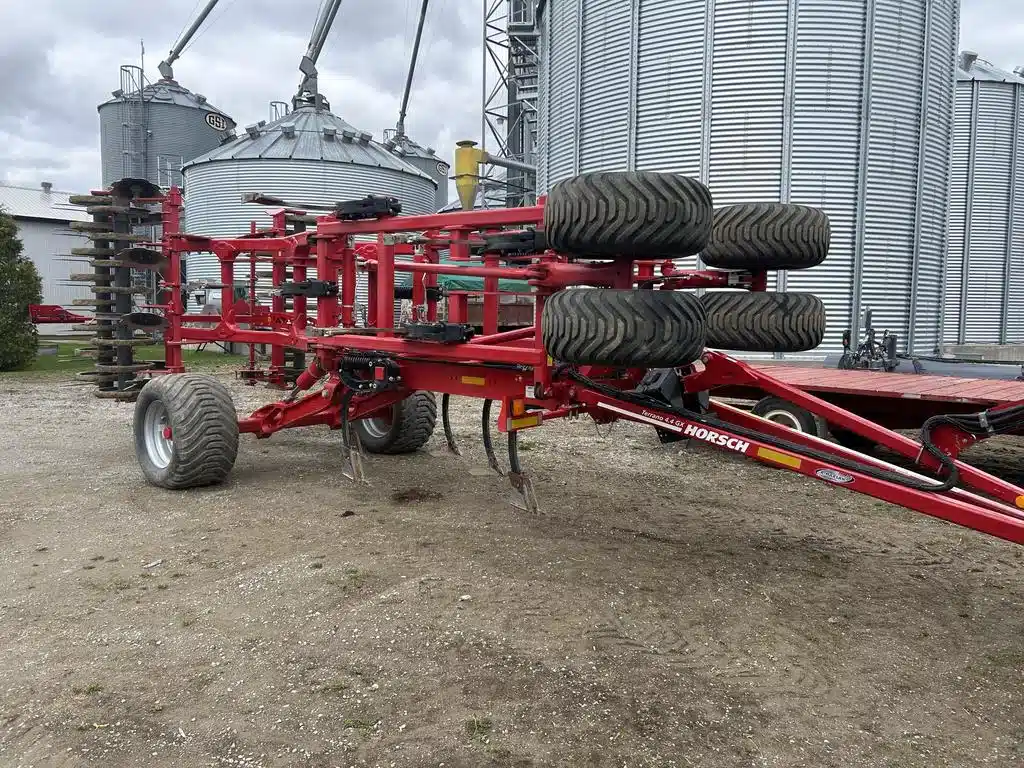 Gallery image 1 for 2023 Horsch TERRANO 4.4 GX Cultivator