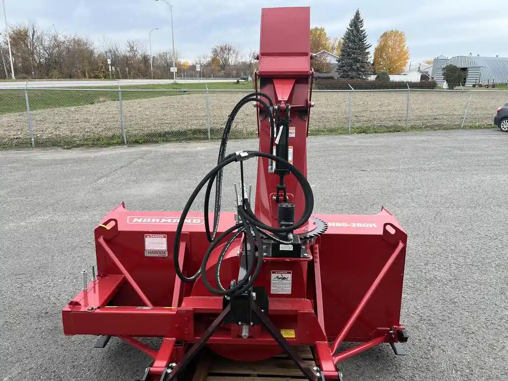 Photo de la Galerie 2 pour 2023 Normand N86-280H Souffleur à neige