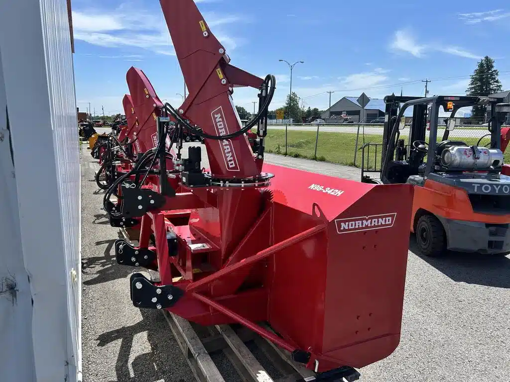 Gallery image 2 for 2026 Normand N98-342H Snow Blower