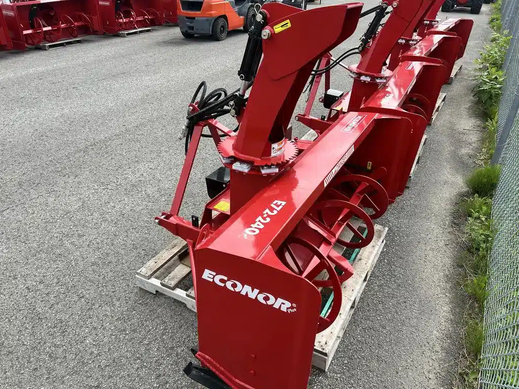 Photo de la Galerie 2 pour 2026 Normand E72-240PLUS Souffleur à neige