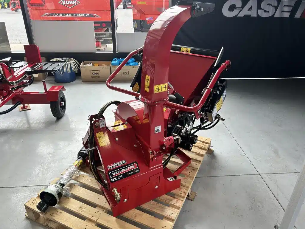 Gallery image 2 for 2026 Wallenstein BX36R Wood Chipper