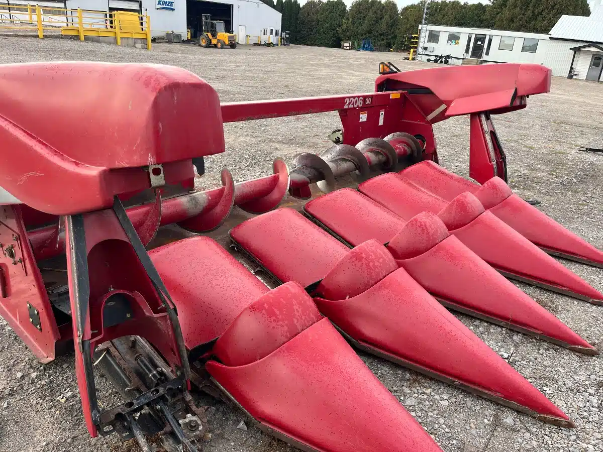 Used Case IH 2206 Header - Row Crop