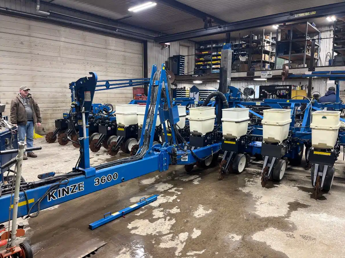Kinze 3600 Planter