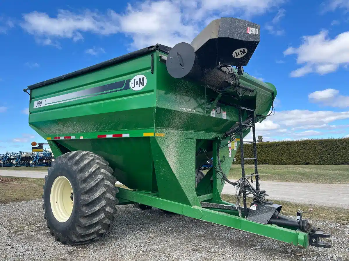 2014 J&M 750 Grain Cart