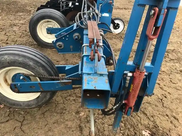 Gallery image 2 for Used Almaco Hyd Frame Planter