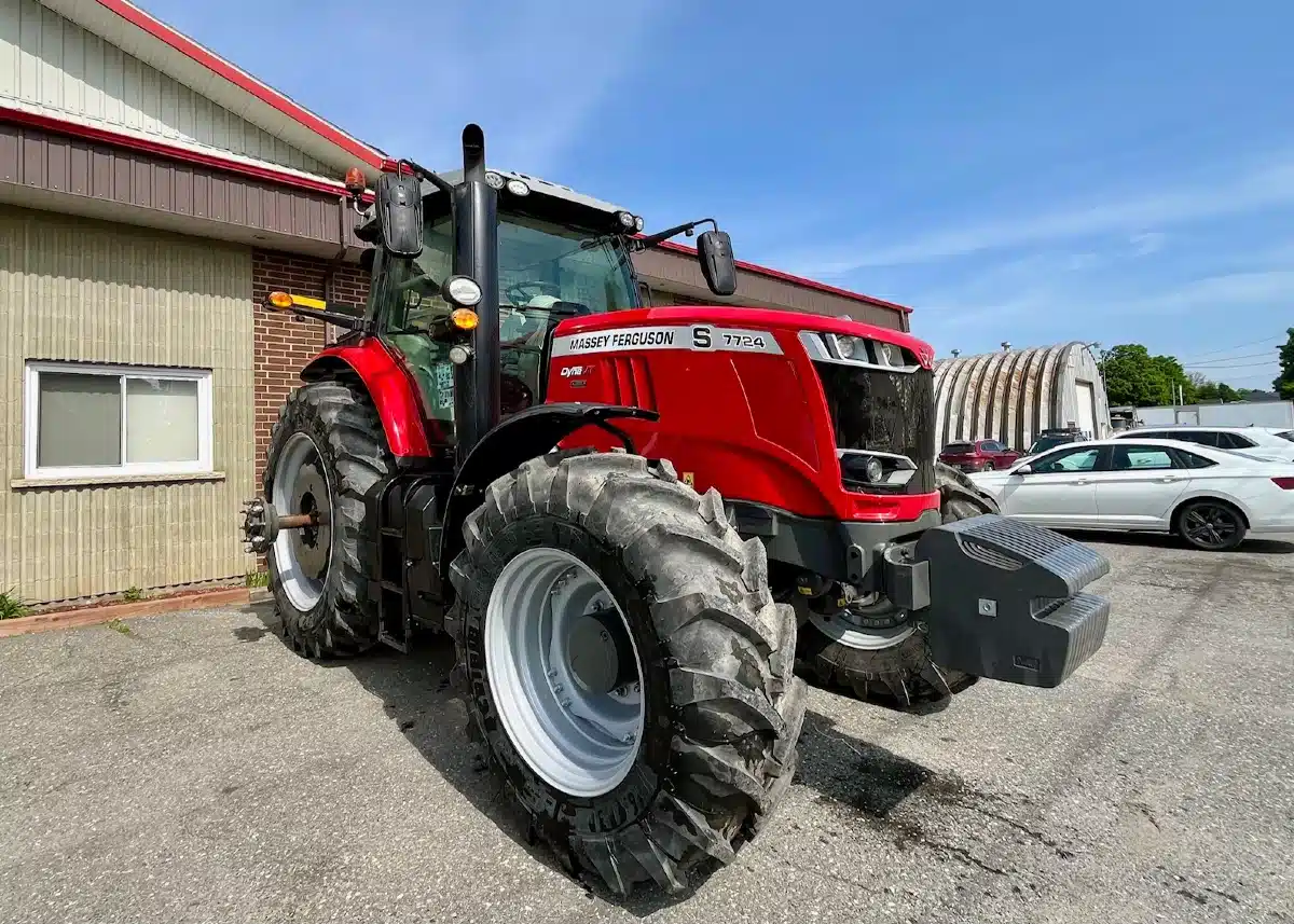 Image for Used 2022 Massey Ferguson 7724S Tractor